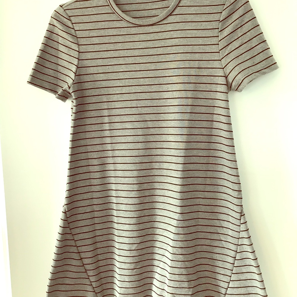 Ladies Short Sleeved Dress